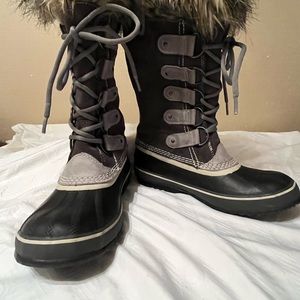Sorel Joan of Arctic Boots